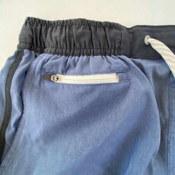 Sold Banks Short Patch Logo Men's Sz Small Hybrid Performance Unlined 5” Inseam - Picture 4 of 12